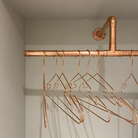 The Courtyard By Chateau Anna, - Free Parking York